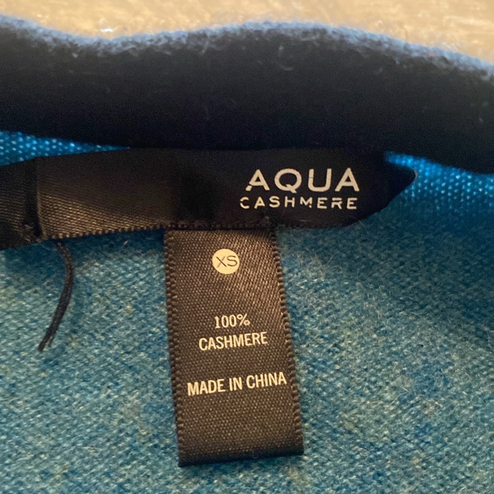 Aqua Cashmere Color Block Sweater - Picture 5 of 5